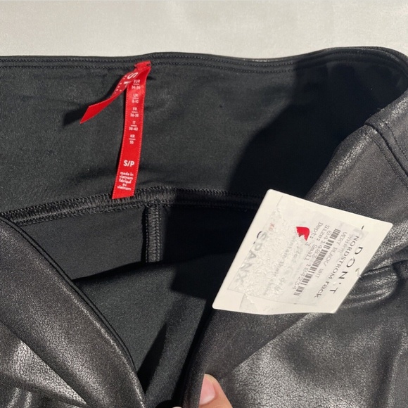 NWT Spanx [ Small ] Side‎ Stripe Faux Leather Leggings in Black/White - Picture 5 of 12